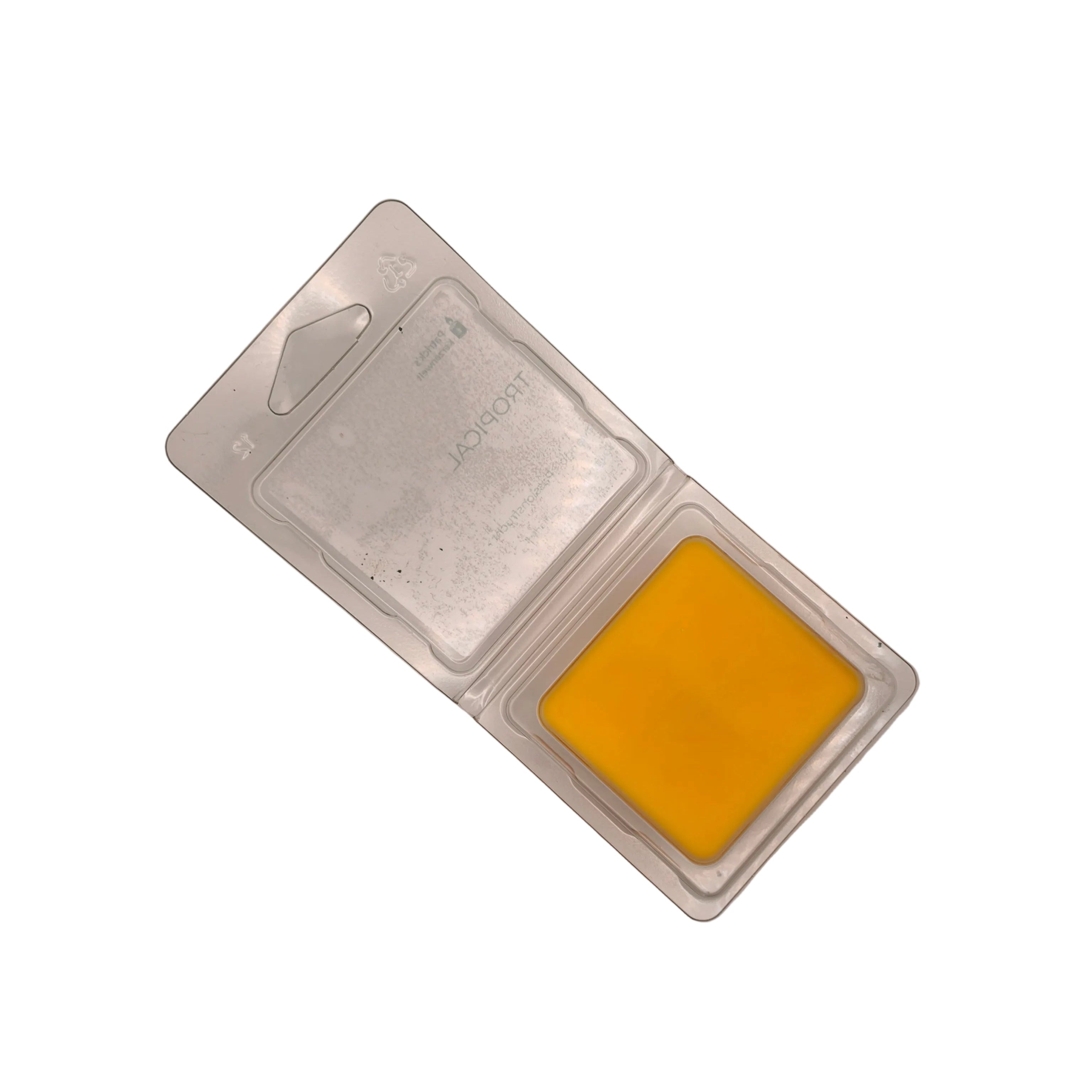 Orangefarbene Duftmelts „Tropical“ aus Sojawachs mit Mango- und Passionsfrucht-Duft in nachhaltiger rPET-Verpackung.